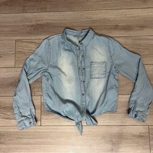 Chambray crop tie shirt